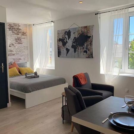 Pont-lʼAbbé Le Petit Loft - Studio - Wifi - Coeur De Ville - Parking מראה חיצוני תמונה